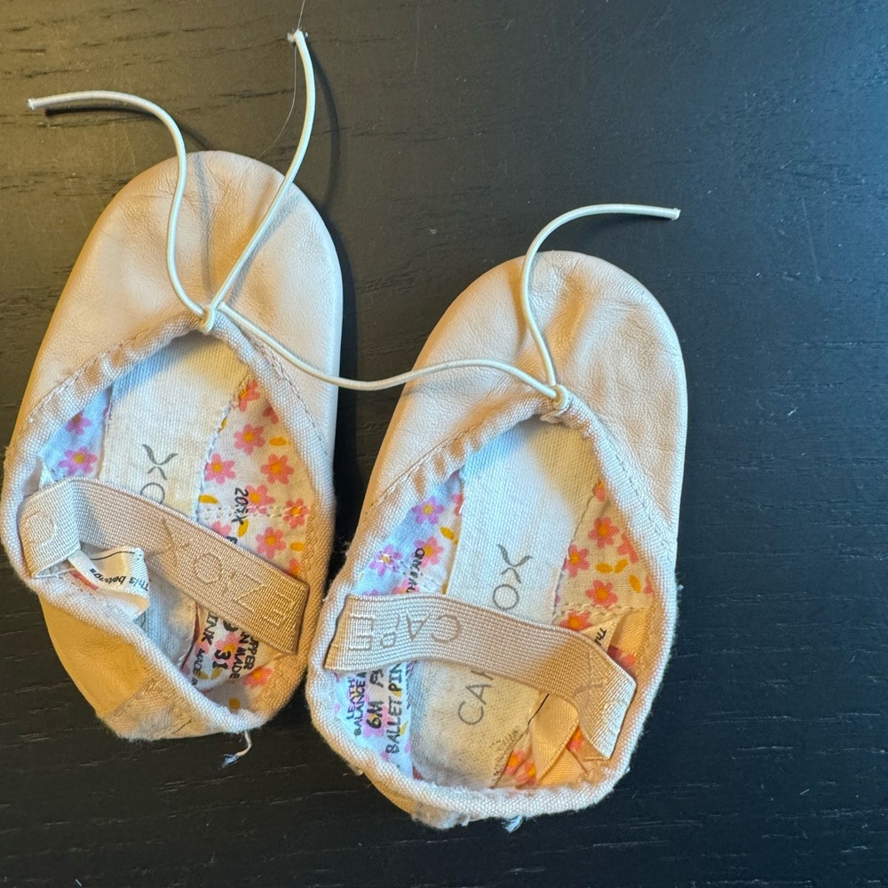 (35) Dance ballet Shoes